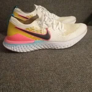 Men's Nike epic react Flyknit running shoes size 12.5
